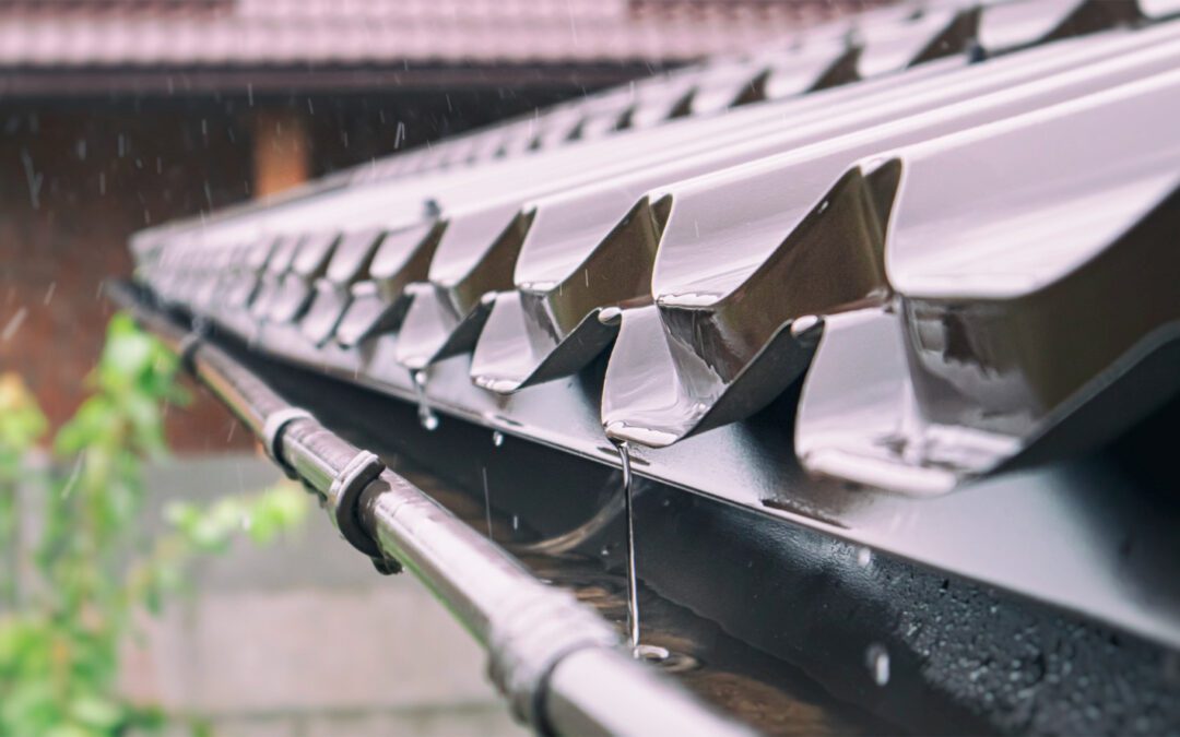 Leaking Gutters: Defend Your Home with This Ultimate Guide