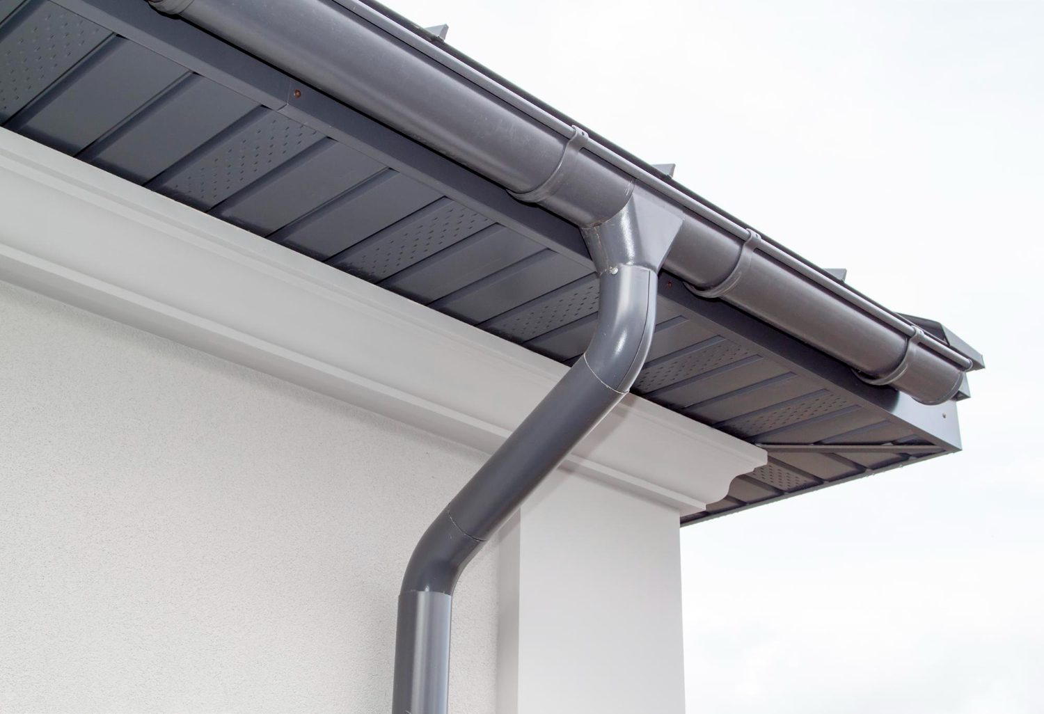 What's The Real Impact Of Gutter Guards On Roof Health?